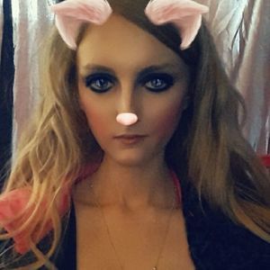 Meet your Posher, Haley